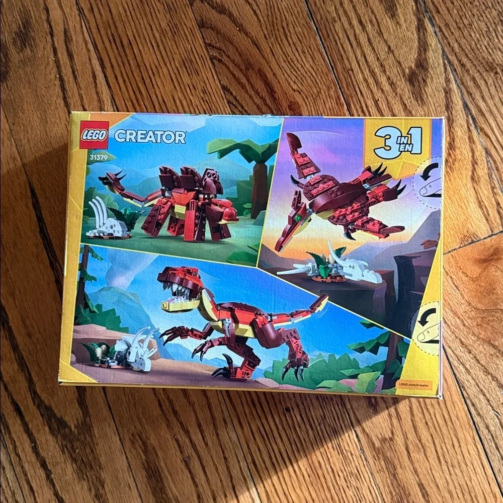 LEGO 31379 Fierce Dinosaur 283 piece Creator set new in sealed package